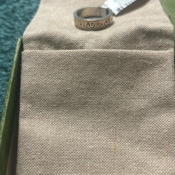 Gucci Green and Beige Box with silver ring - Picture 3 of 7